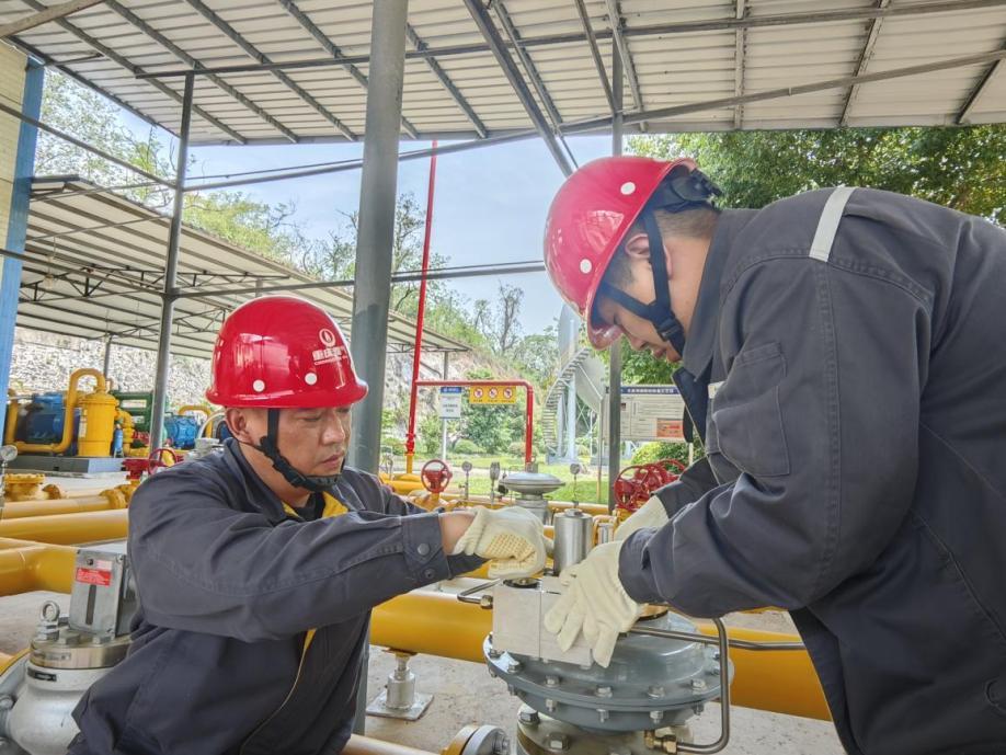 重庆燃气“红岩燃小兵”长假“不打烊”保障居民用气无忧