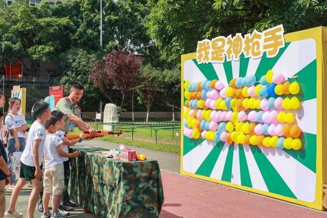 军娃进军营，童心筑国防！这场沉浸式体验超燃！