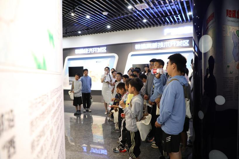 热“土”沸腾 连云港市赣榆区自然资源和规划局开展“6·25”全国“土地日”系列宣传活动