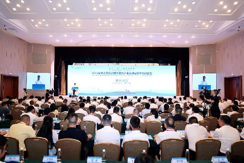 四川凉山火把节引资889.81亿元