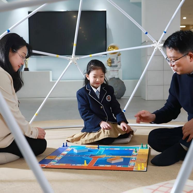 美好教育看得见|重庆渝中：家校社协同共育破难题 从“焦虑拉扯”到“温暖合力”