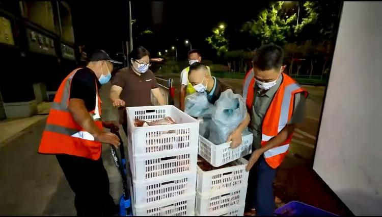 美好教育看得见|重庆渝中：让每一份校园餐都看得见、摸得着、查得到