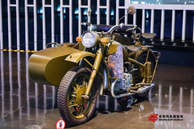 “戎耀——从烽火轮痕到智造征途”军车主题展览开幕