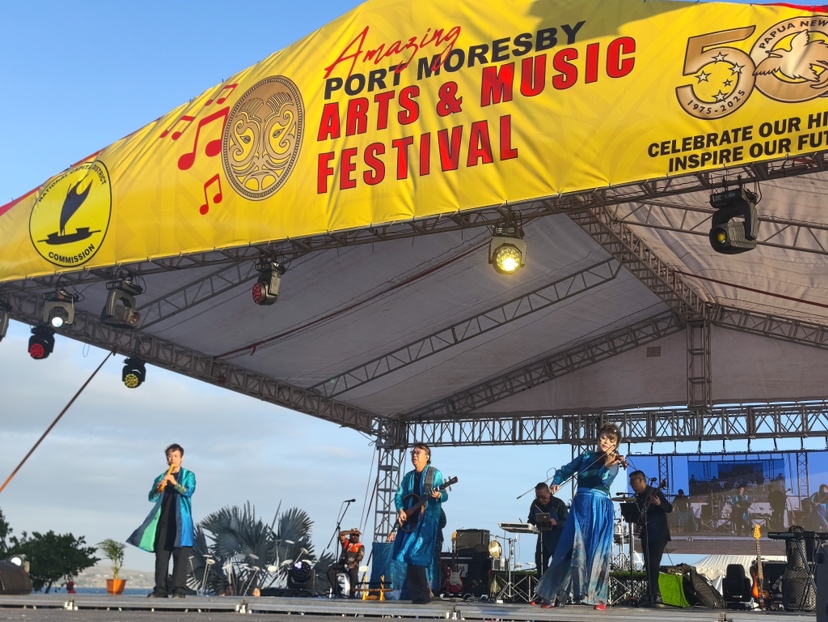 深圳艺术团亮相巴新庆祝独立50周年庆典演出 深圳艺术团亮相巴新庆祝独立50周年庆典演出