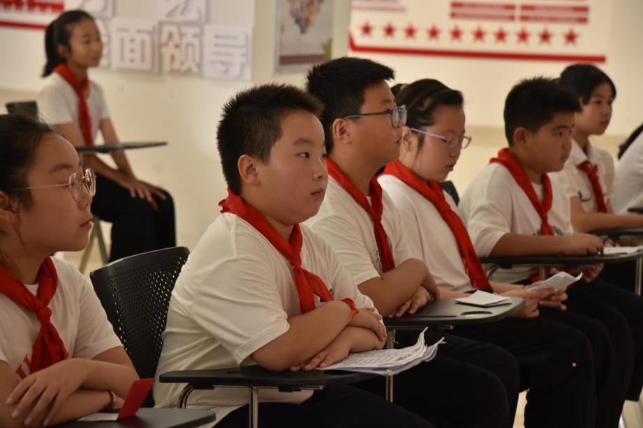 江苏省如东经济开发区振新社区开展“我们的节日·中秋”道德讲堂暨古诗词阅读分享活动