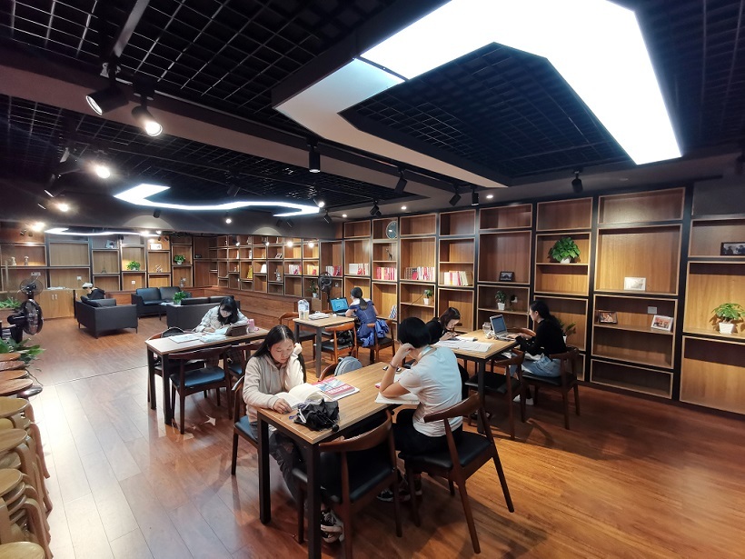 有温度的成长港湾，有深度的育人场域——探究川外“一站式”学生社区的“活力密码”