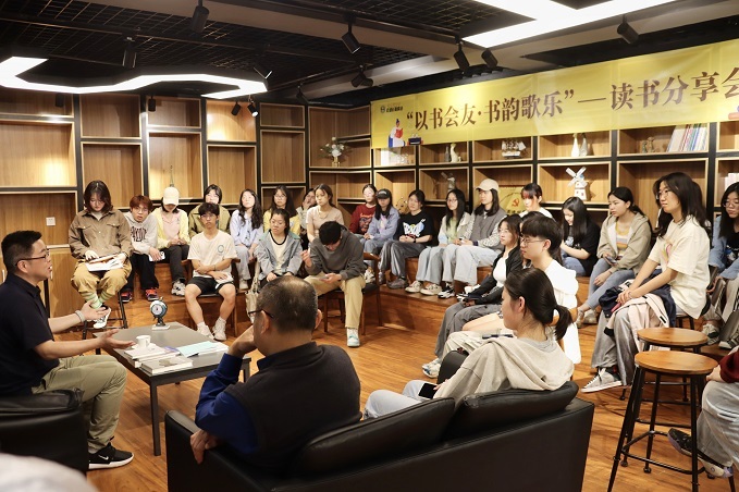 有温度的成长港湾，有深度的育人场域——探究川外“一站式”学生社区的“活力密码”