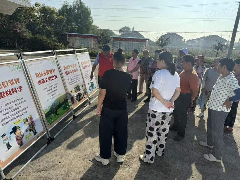 江苏省东台市梁垛镇开展“深化移风易俗，树立文明新风”宣传活动