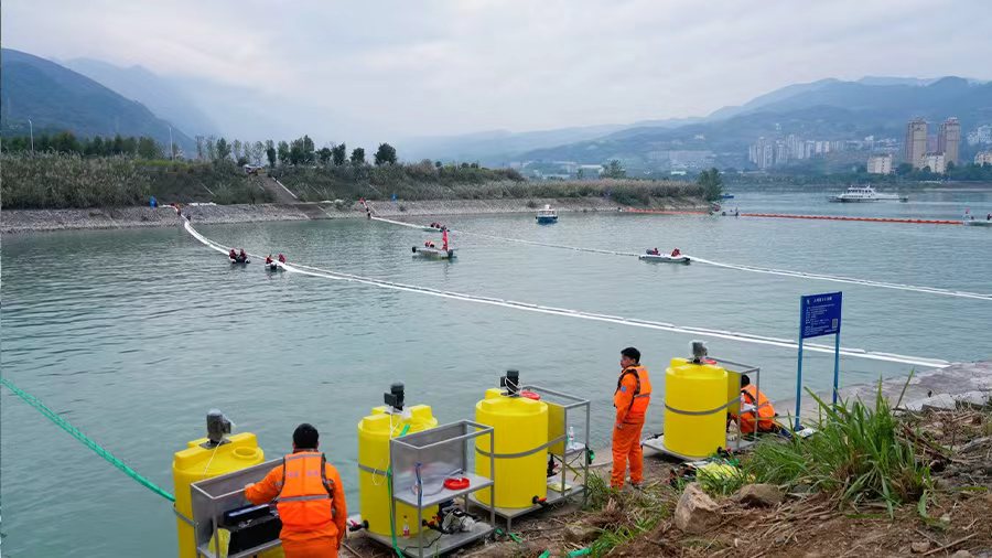 多级联动、智慧赋能 重庆涪陵举行环境安全“水上联考”