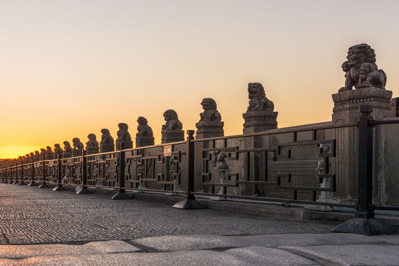 以吾辈之青春，筑国防之长城