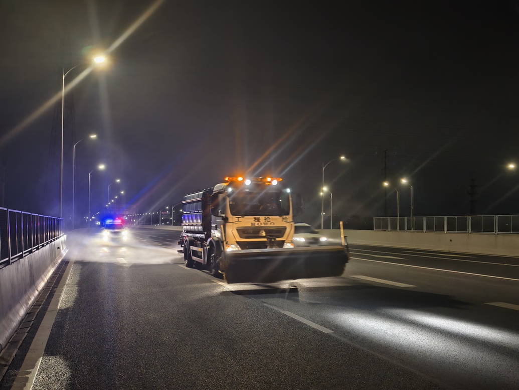 以雪为令、闻雪而动 苏州交通公路部门全力保畅通守平安