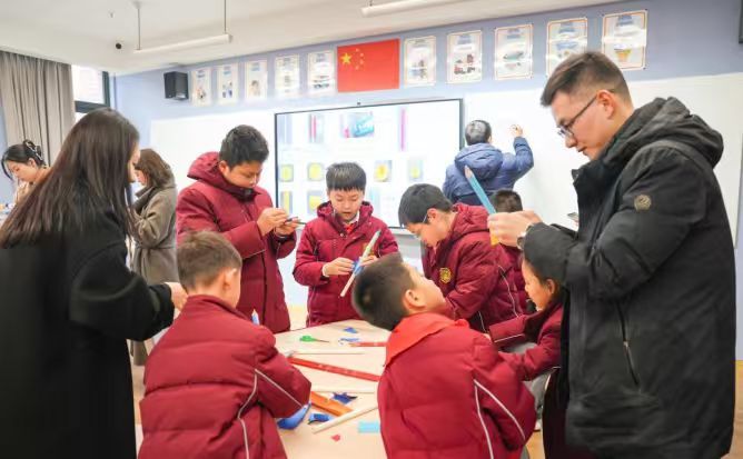 玩中学做中创 重庆正大德善学校以项目式学习点燃科学梦