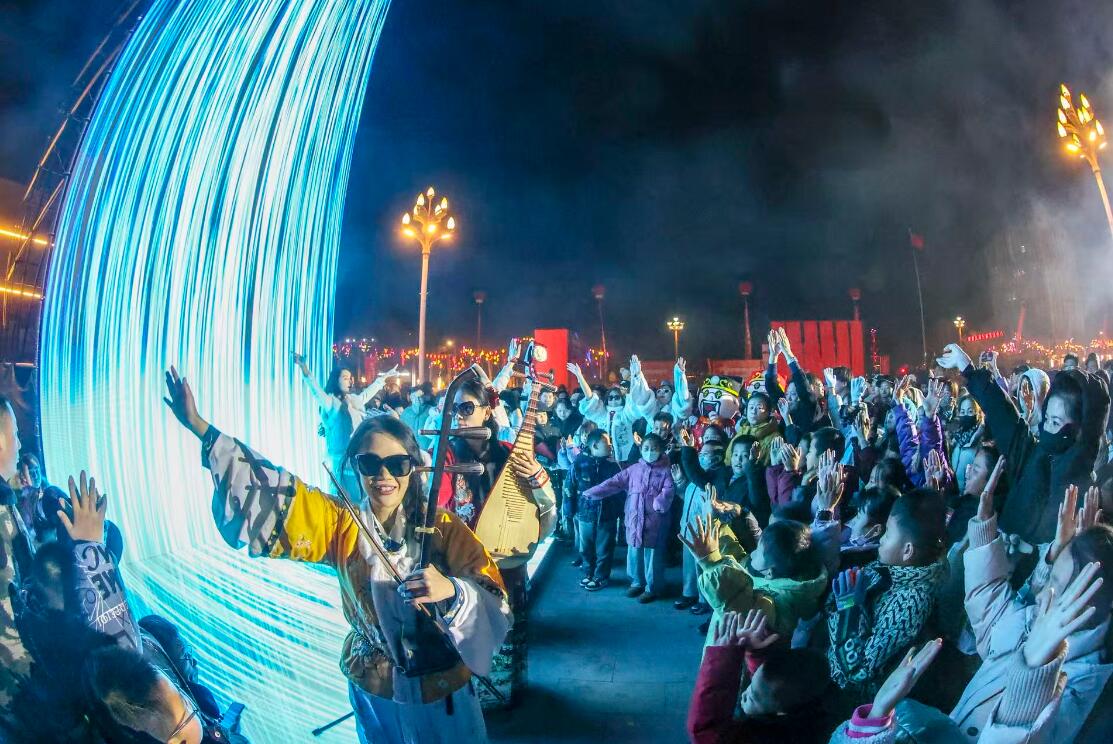 大武口年货大集热闹启幕 昼夜双主场让年味拉满