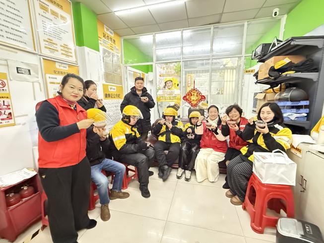 递温情送温暖，驱寒意暖“新”怀——江苏太仓市扎实推进新就业群体关怀工作