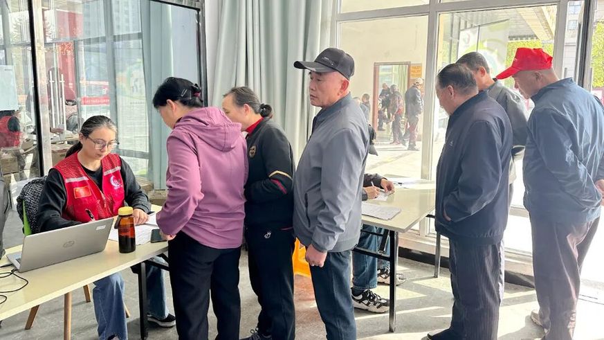 南京江北新区长芦街道：党建引领聚民心 服务群众零距离