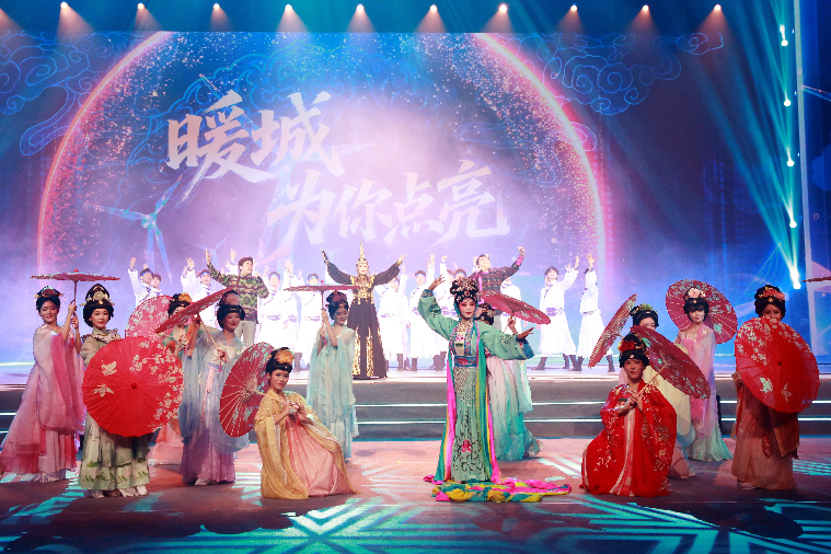“灯火暖城·喜乐元宵”2026暖城鄂尔多斯元宵晚会璀璨上演