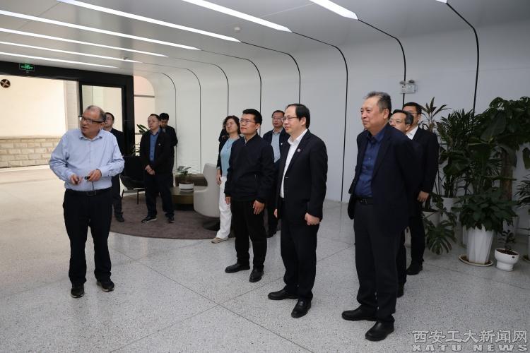 南京理工大学与西安工业大学签署合作协议