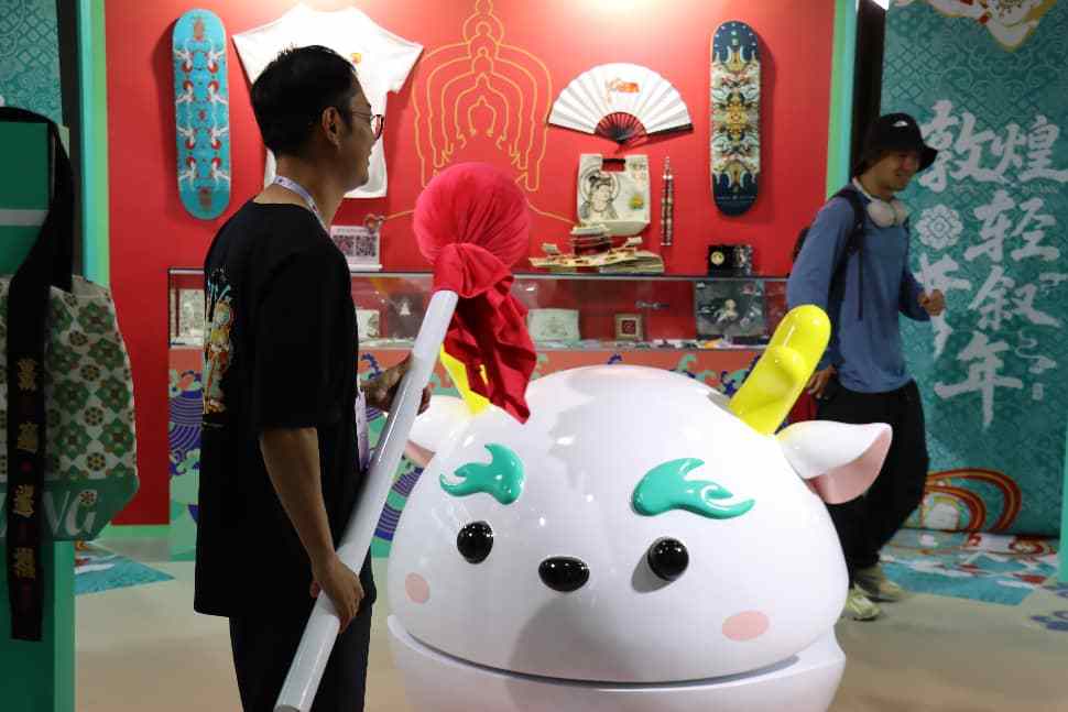 东方美学与潮玩IP齐聚朝阳公园 “三区两线”串联游园美好体验