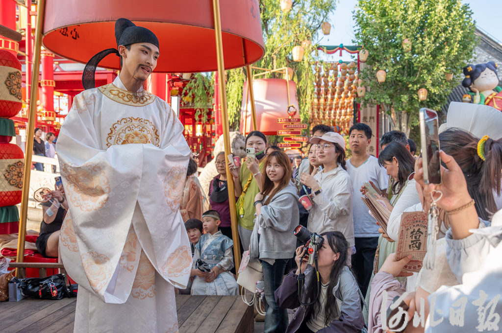 赋能千行百业，添彩幸福生活，河北服务业持续向好增势稳定