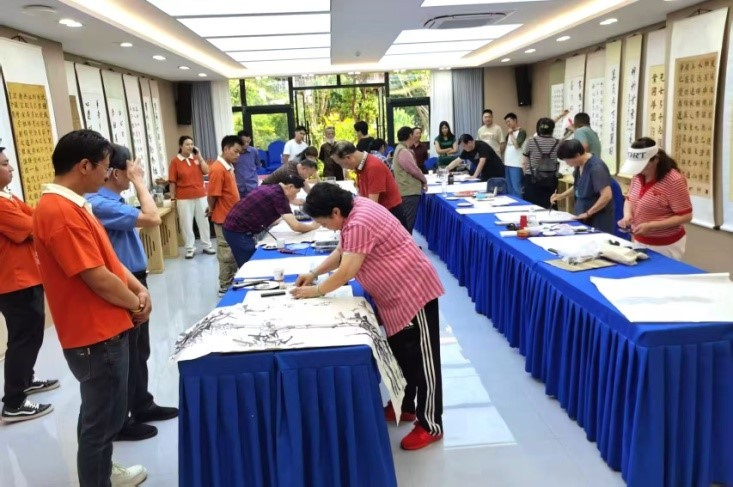 笔墨丹青架桥梁，重庆书画名家赴云南开展采风交流活动