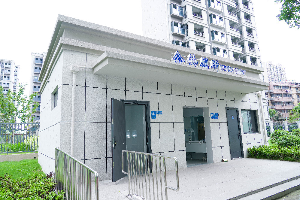 南京六合城管：公厕焕新，让方寸之间彰显服务温度
