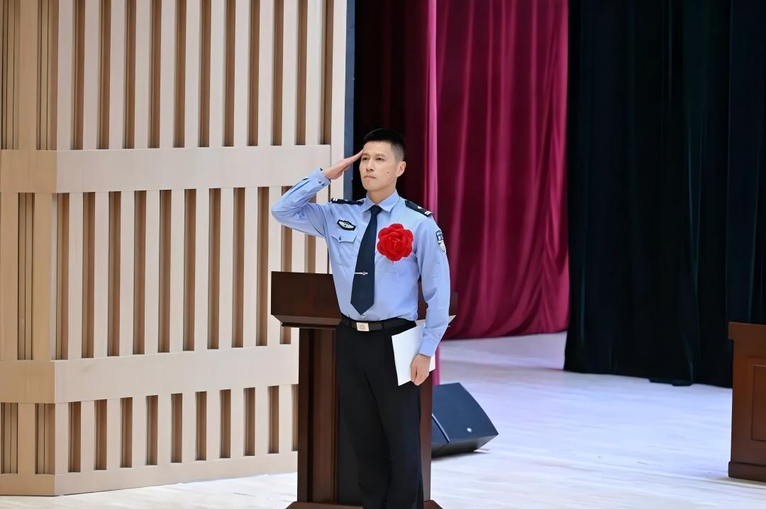 福建福州举行“两优一先”表彰大会 罗源公安孙丹强获福州市优秀共产党员称号