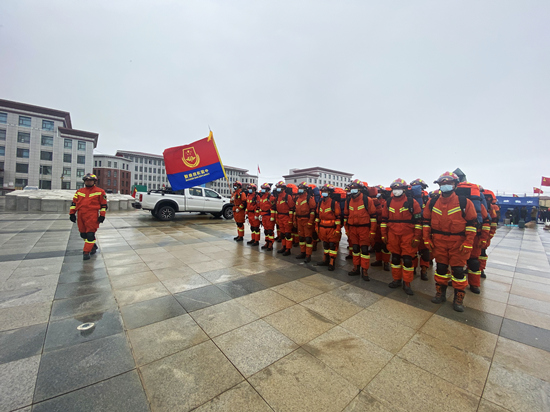 驰援黄河源头的力度速度温度