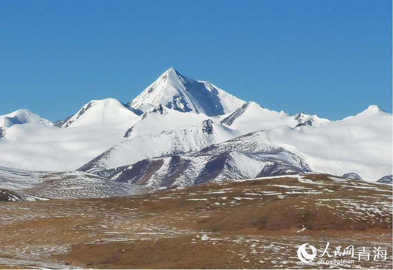 长江源头雪域间 生生不息万条河