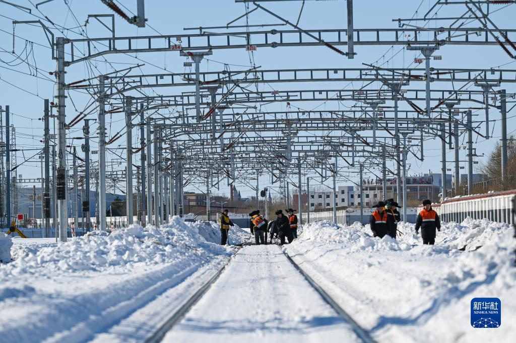 内蒙古通辽市全力抗击雪灾