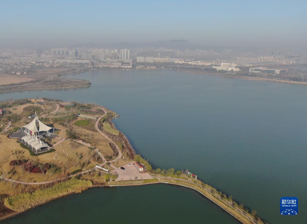 昔日采煤塌陷区 今日秀丽生态园