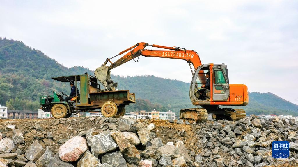 湖南常宁：高标准农田建设忙