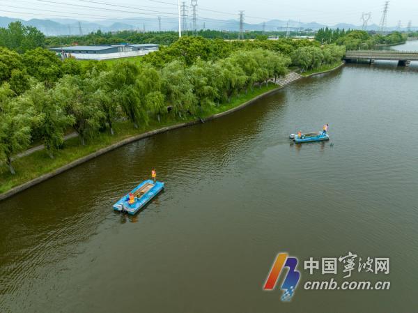 浙江宁波：每天10小时连续保洁 换来水清岸绿好风光