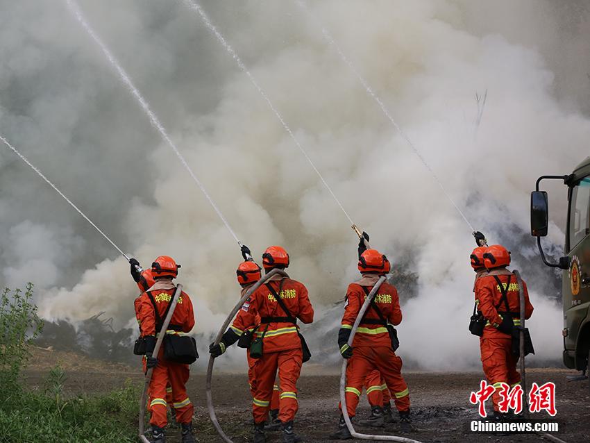 吉林森林消防开展森林灭火综合演练