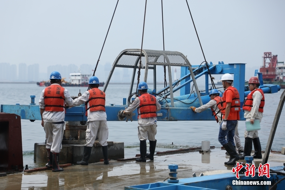 大连湾海底隧道管节全部安装完成 创造世界纪录