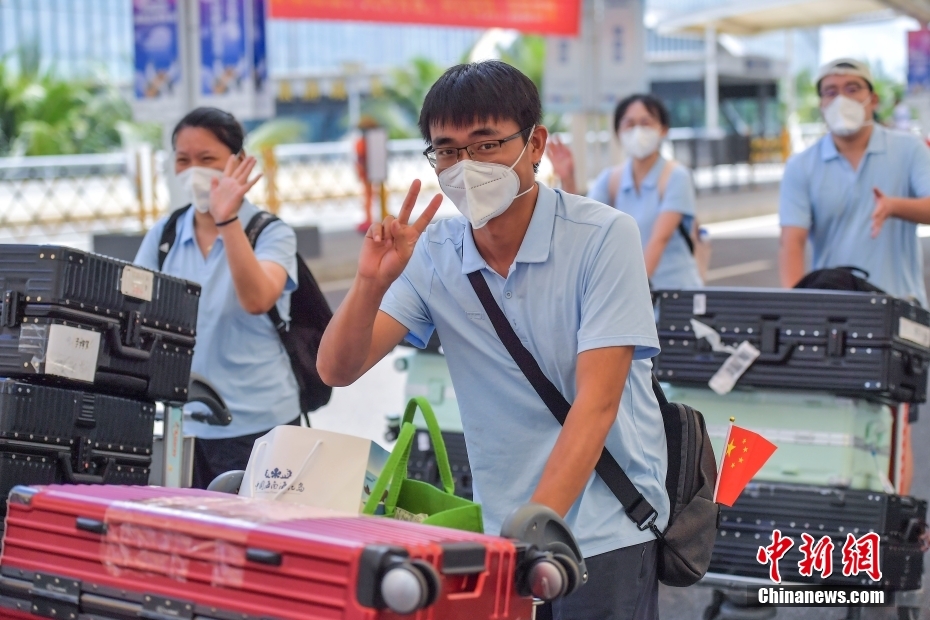 近7000名援琼医疗队员陆续返程