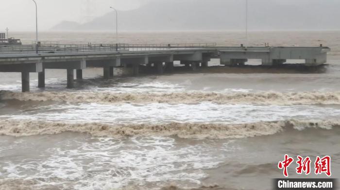 浙江宁波金华局地特大暴雨 部分江河水位超警