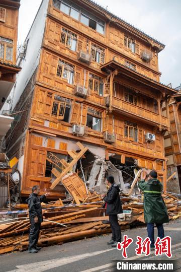 泸定地震科考：地震竖向分量大 震中竖向瞬时加速度创记录