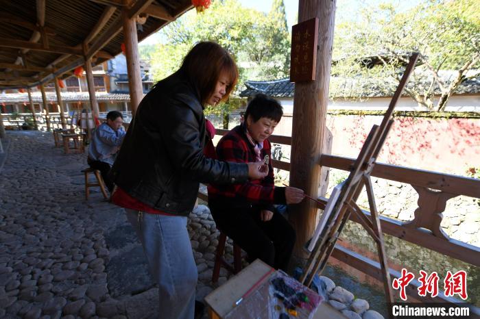 福建屏南传统古村落焕发新生机