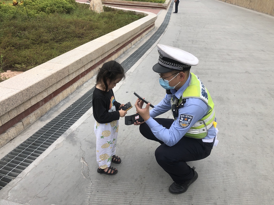 爱心温暖城市、守护静夜安宁 厦门交警助力打造最具安全感的幸福城市