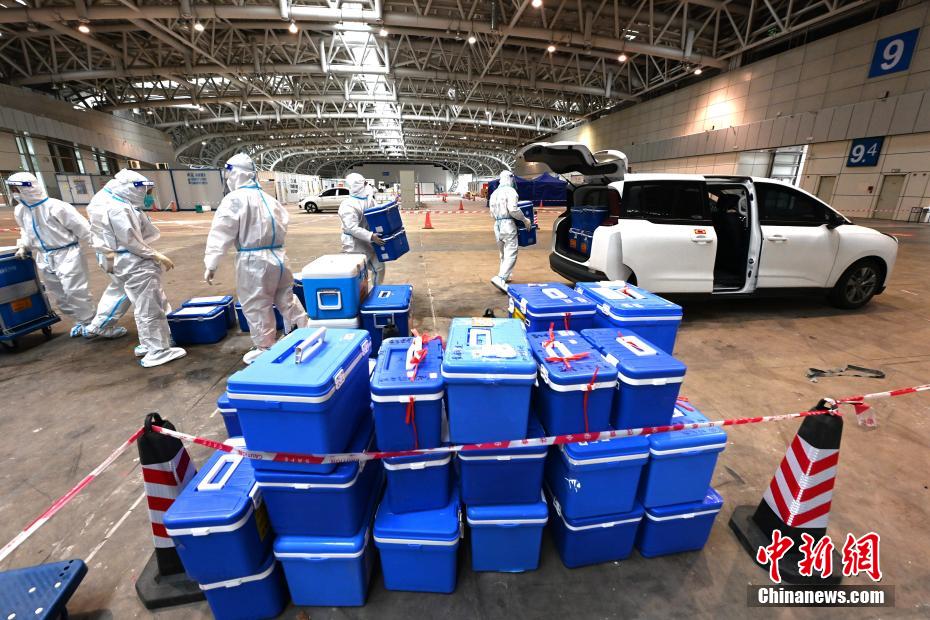 福州首个气膜方舱实验室助力核酸检测