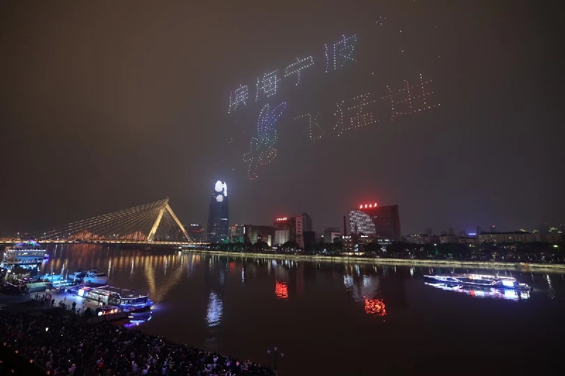 来自宁波夜空的节日祝福，太震撼