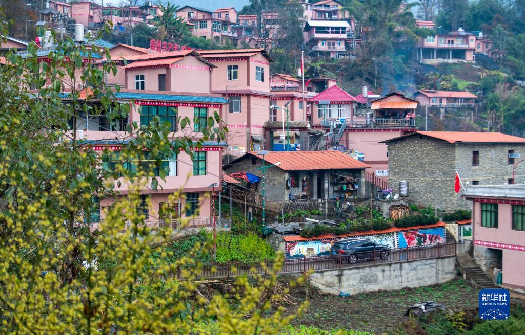 云南怒江：美丽乡村入画来