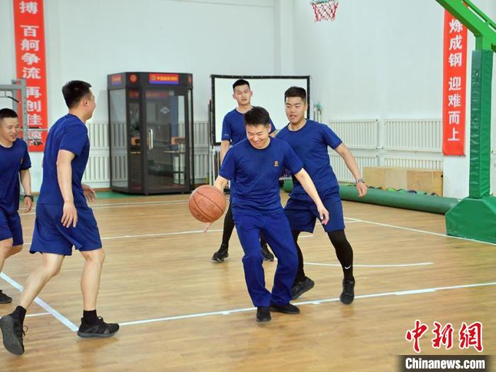 吉林森林消防队员的“白衣兄弟”：守护好我的队友