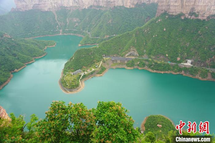 河南新乡太行山风景如画。　韩章云 摄