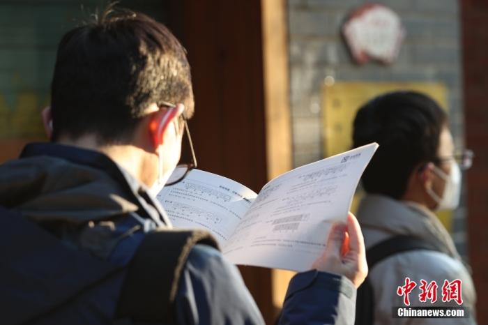 国考补录今起报名，应届生有更多“捡漏”机会