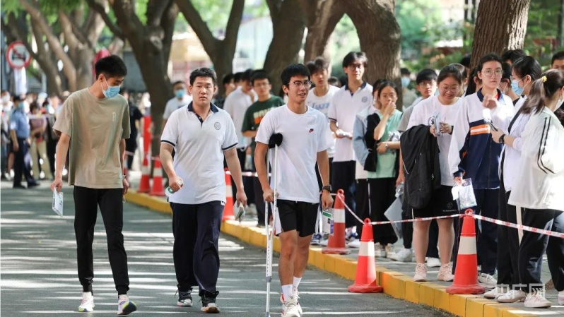 护航高考丨北京市“暖心伴考”护航学子逐梦路