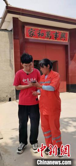 感动全网河北母子婉拒社会捐赠 坚持“靠双手”实现梦想