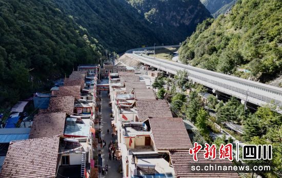 四川理县：走进藏羌走廊上的“明珠”小村落