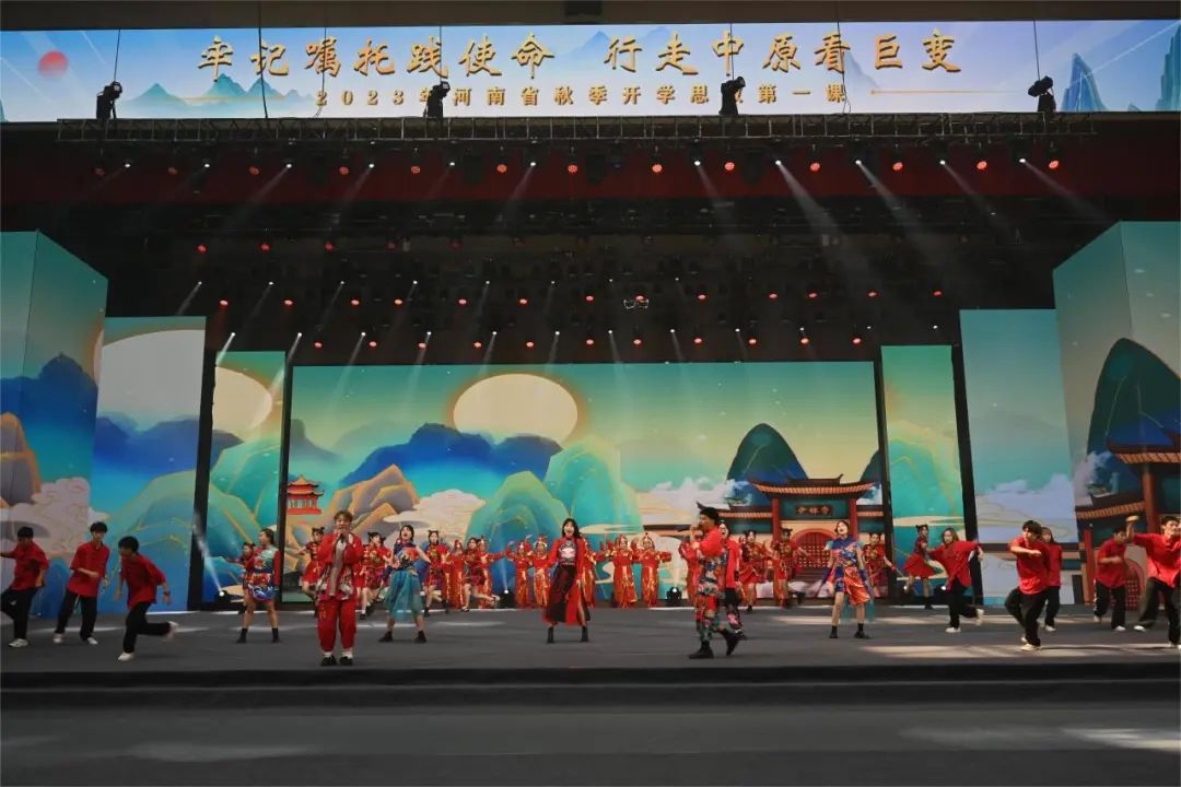 这堂课，380万人观看，1亿点赞！