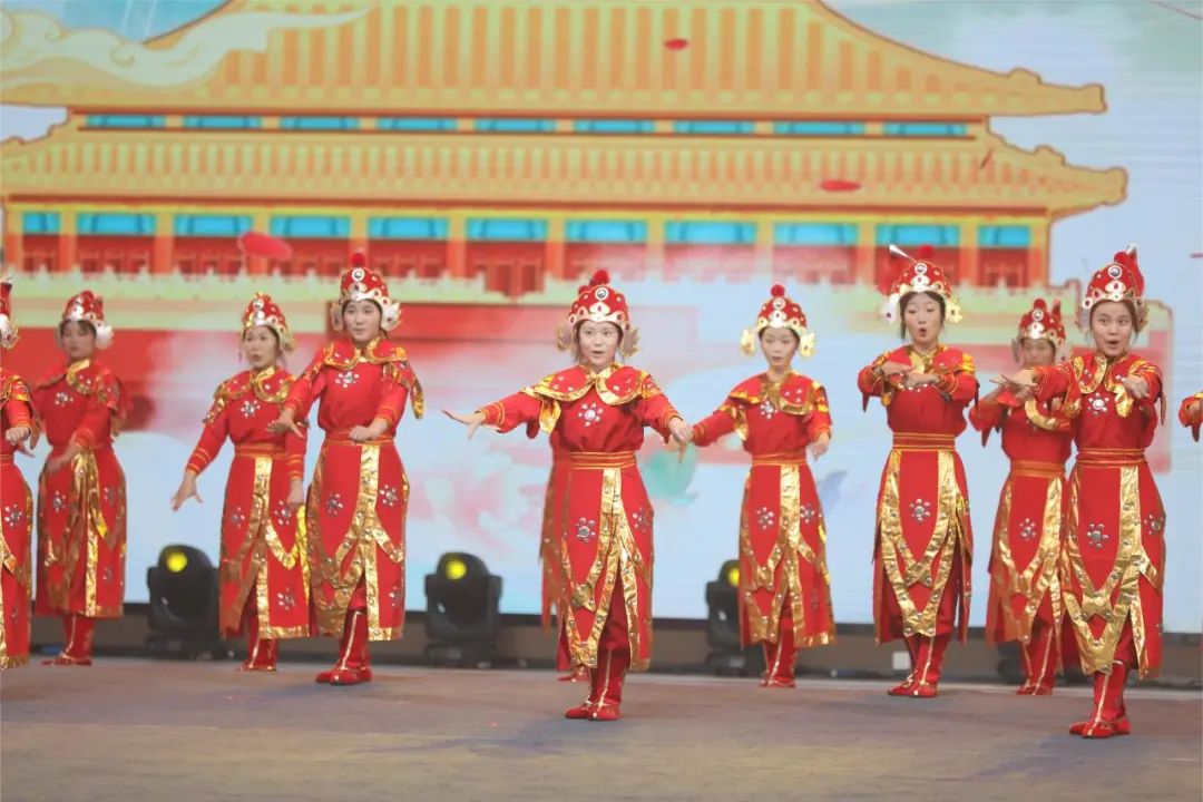 这堂课，380万人观看，1亿点赞！